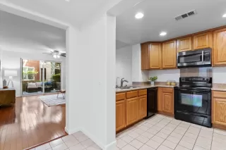 Photo #2: ML81965331 Listing 