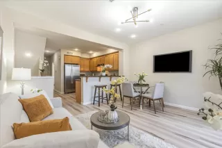 Photo #4: ML81965365 Listing