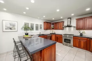 Photo #2: ML81965634 Listing 