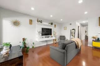 Photo #2: ML81965944 Listing