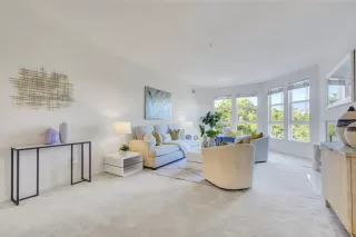 Photo #5: ML81966011 Listing