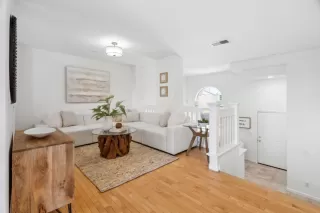 Photo #6: ML81966253 Listing