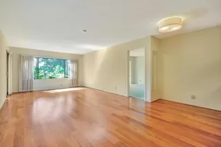 Photo #4: ML81967033 Listing