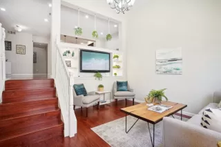 Photo #5: ML81967476 Listing