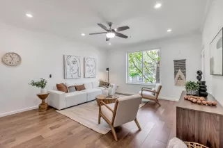 Photo #2: ML81967621 Listing 