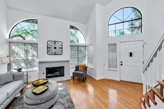 Photo #6: ML81968251 Listing