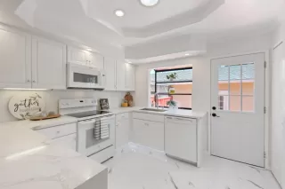 Photo #4: ML81968405 Listing