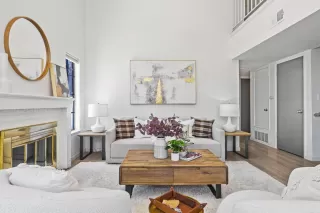 Photo #5: ML81968577 Listing