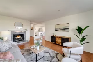 Photo #2: ML81968640 Listing 