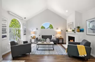 Photo #2: ML81969638 Listing