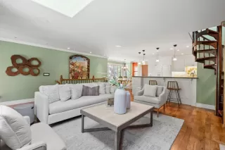 Photo #6: ML81970618 Listing