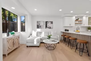 Photo #6: ML81971286 Listing