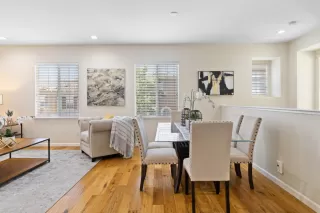 Photo #5: ML81971359 Listing