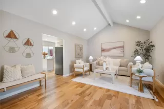 Photo #2: ML81971506 Listing 