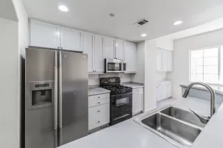 Photo #5: ML81971907 Listing