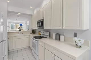 Photo #3: ML81972038 Listing