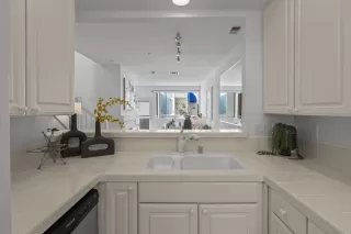 Photo #4: ML81972038 Listing