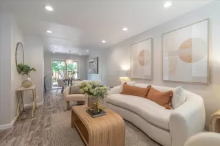 Photo #2: ML81972408 Listing 