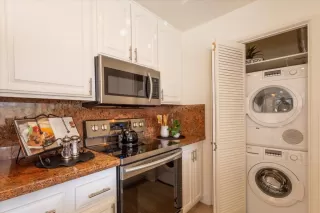 Photo #6: ML81972545 Listing