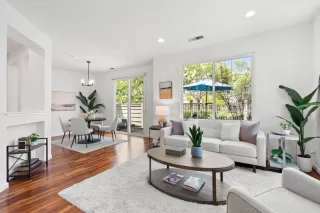 Photo #4: ML81972620 Listing