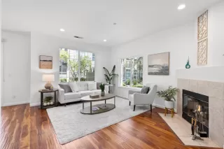 Photo #5: ML81972620 Listing