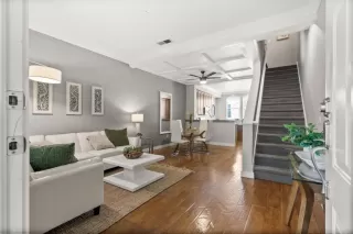 Photo #2: ML81972639 Listing 