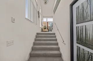 Photo #6: ML81973037 Listing