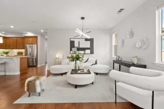 Photo #2: ML81973346 Listing 