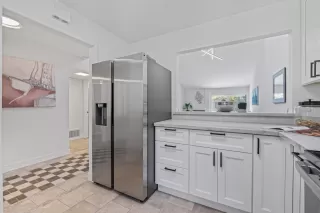 Photo #3: ML81973371 Listing 