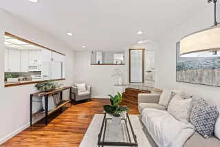 Photo #5: ML81973502 Listing