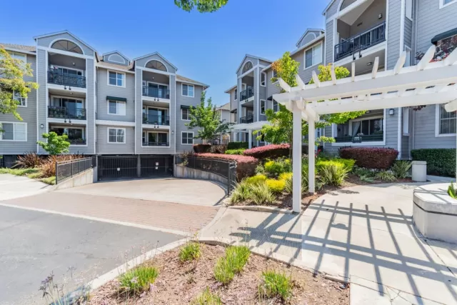 MLS: ML81974383 Condo For Sale