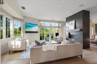 Photo #2: ML81974386 Listing 