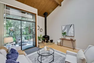 Photo #2: ML81974397 Listing 