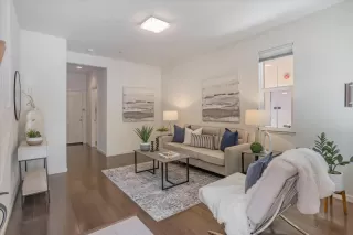 Photo #5: ML81974606 Listing