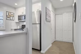 Photo #4: ML81975309 Listing