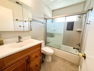 Photo #5: ML81975317 Listing