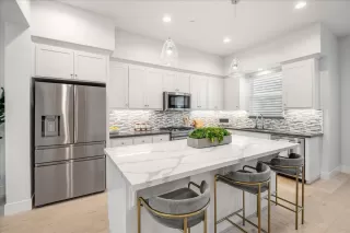 More Details about MLS # ML81975668 : 330 CHEROKEE LOOP