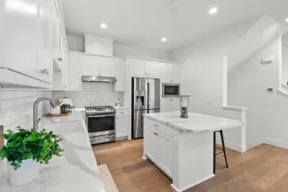 Photo #2: ML81975674 Listing 