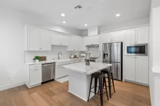 Photo #4: ML81975674 Listing 