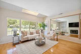 Photo #2: ML81976212 Listing 