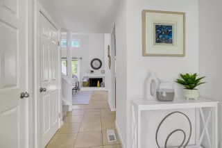 Photo #5: ML81976863 Listing