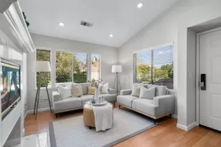 Photo #5: ML81976918 Listing 