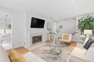 Photo #3: ML81977900 Listing