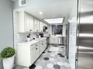 Photo #5: ML81978364 Listing