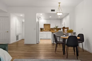 Photo #6: ML81978429 Listing 