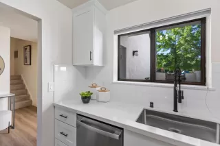 Photo #6: ML81978891 Listing 