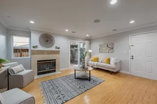 Photo #2: ML81979053 Listing 