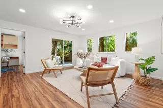 Photo #4: ML81979227 Listing