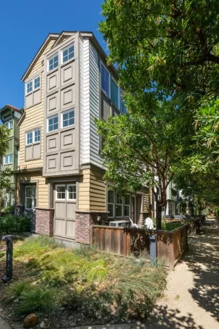 Photo #2: ML81979361 Listing 