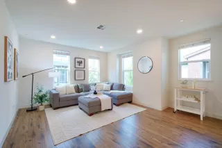 Photo #2: ML81979701 Listing 